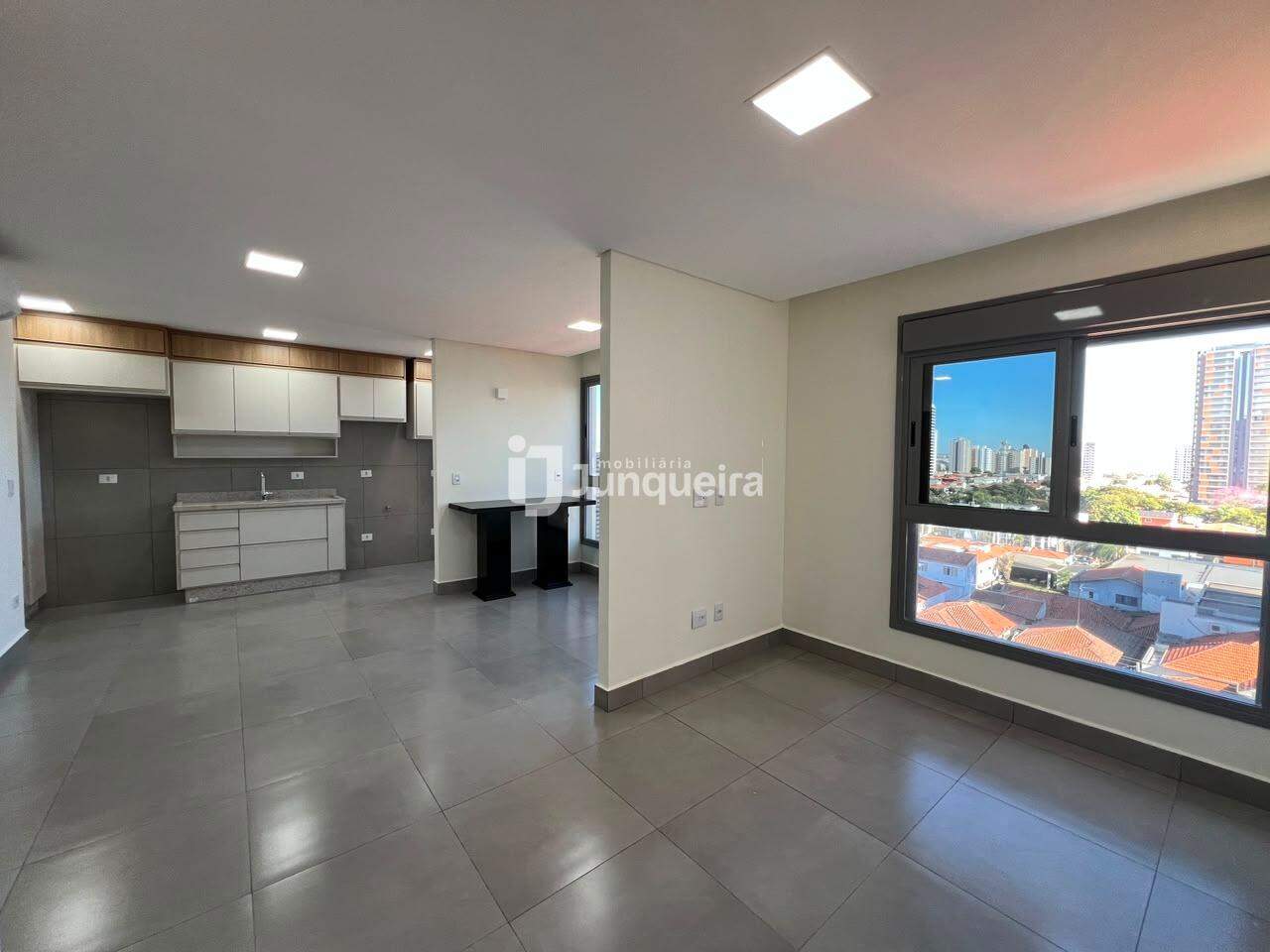 Apartamento para alugar no Vista Queiroz, 2 quartos, sendo 2 suítes, 2 vagas, no bairro São Judas em Piracicaba - SP