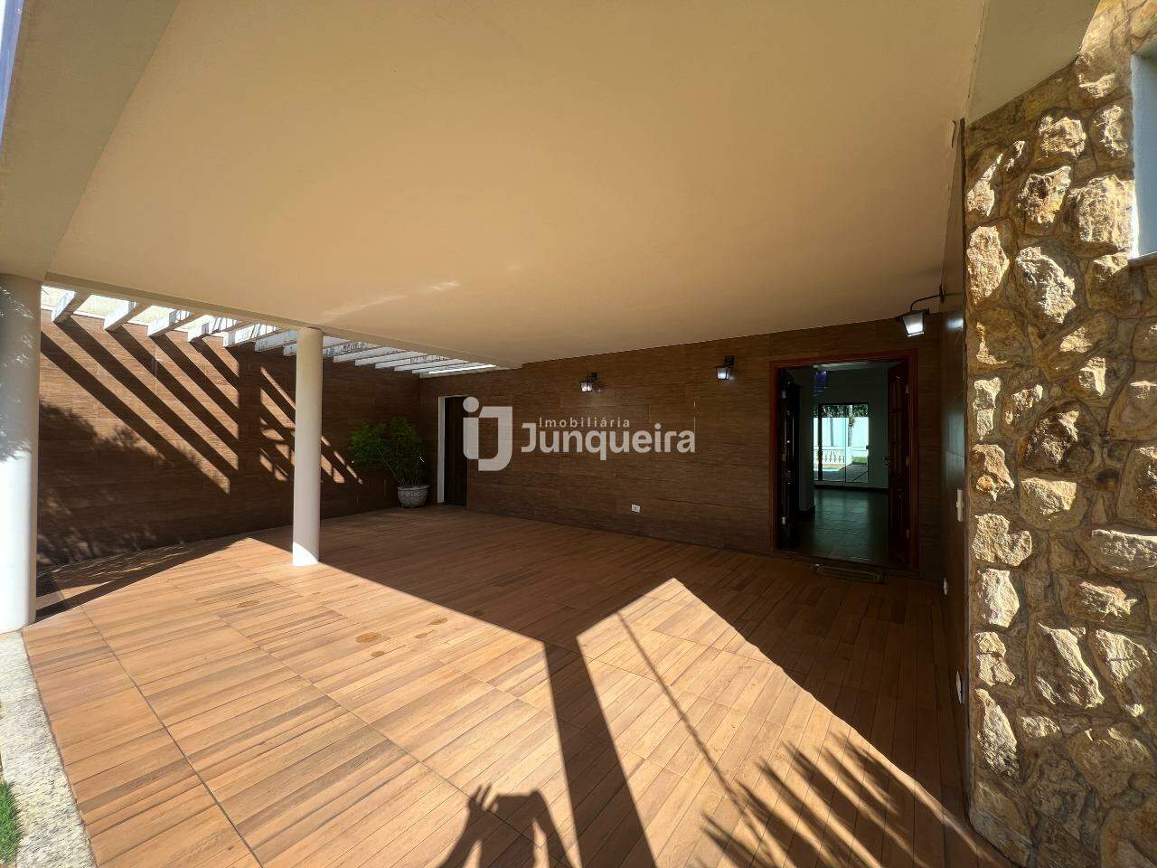 Casa em Condomínio para alugar no Terras de Piracicaba II, 3 quartos, sendo 3 suítes, 4 vagas, no bairro Terras de Piracicaba em Piracicaba - SP