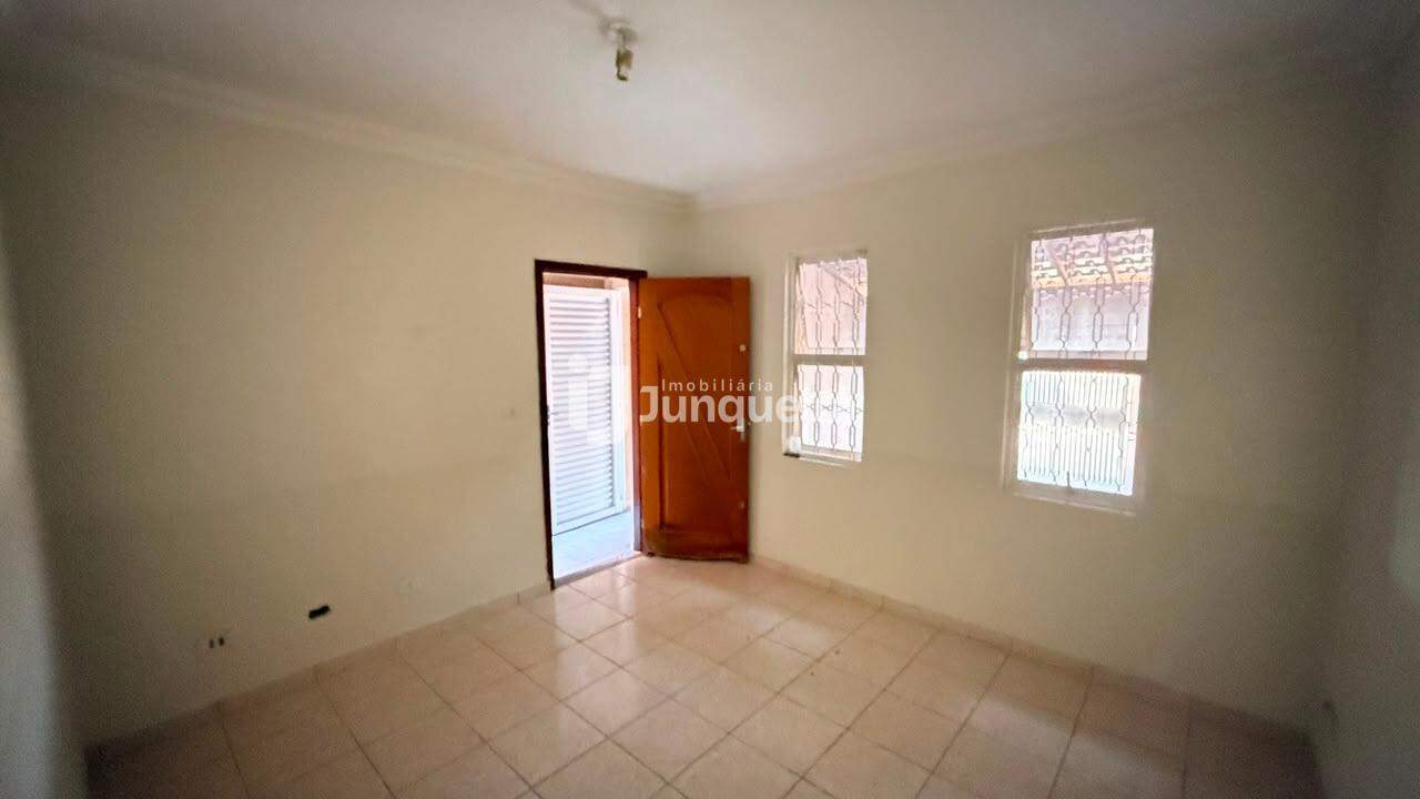 Casa para alugar, 2 quartos, 2 vagas, no bairro Jardim Taiguara em Piracicaba - SP
