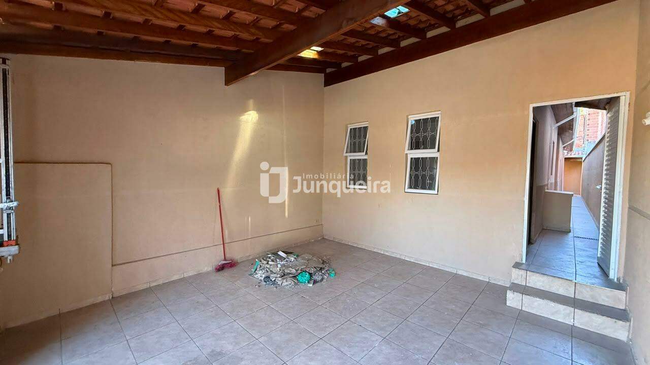 Casa para alugar, 2 quartos, 2 vagas, no bairro Jardim Taiguara em Piracicaba - SP
