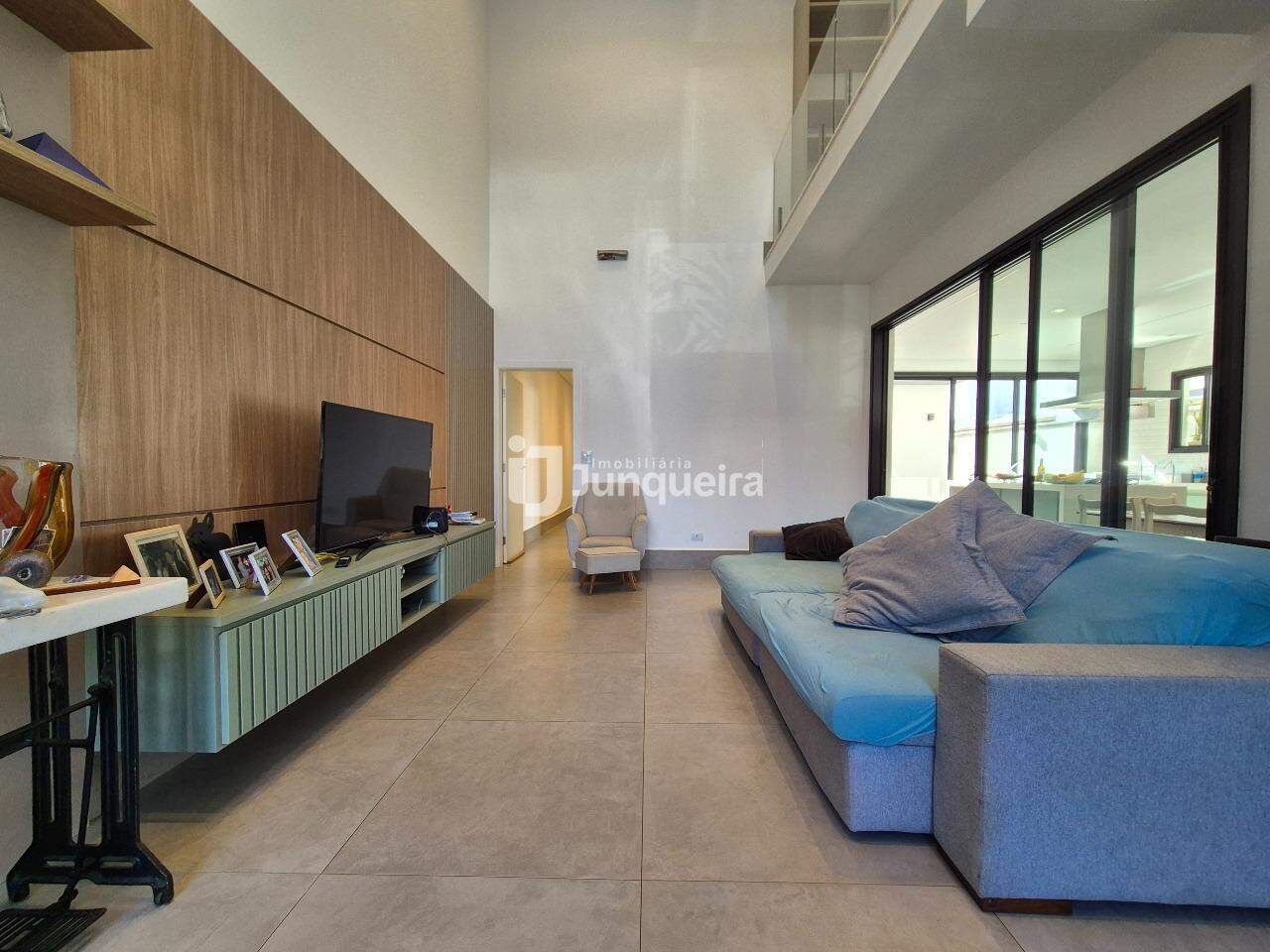 Casa em Condomínio à venda no Park Unimep Taquaral, 3 quartos, sendo 2 suítes, 4 vagas, no bairro Park Unimep Taquaral  em Piracicaba - SP