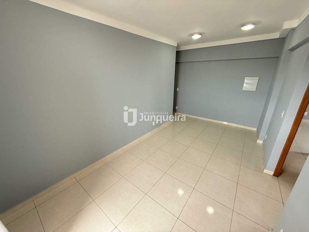Apartamento à venda no Ravenna, 2 quartos, sendo 1 suíte, 1 vaga, no bairro Nova América em Piracicaba - SP