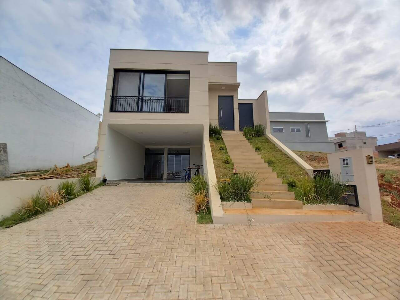 Casa em Condomínio para alugar no Reserva das Paineiras, 4 quartos, sendo 1 suíte, 4 vagas, no bairro Reserva das Paineiras em Piracicaba - SP