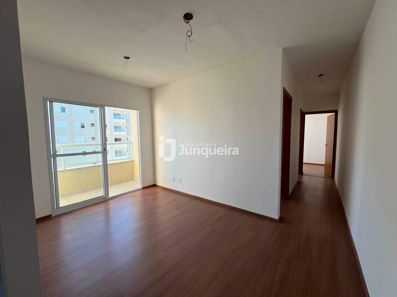 Apartamento para alugar no Piazza Ravena, 2 quartos, 1 vaga, no bairro Pompéia em Piracicaba - SP