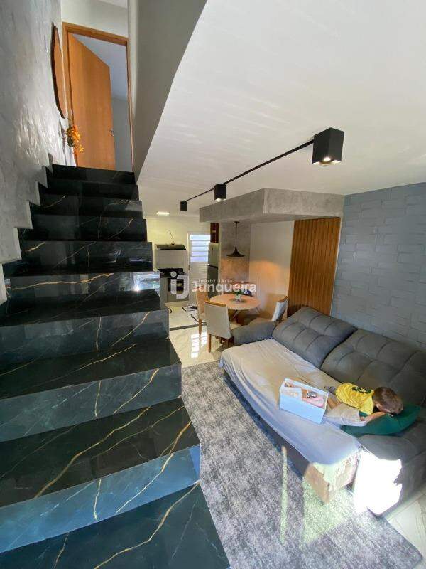 Casa em Condomínio à venda no Residencial Parque das Flores, 2 quartos, 1 vaga, no bairro Parque Residencial Piracicaba em Piracicaba - SP