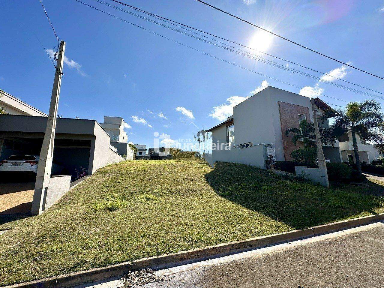 Terreno em Condomínio à venda no Villa D'Aquila, no bairro Villa D'áquila em Piracicaba - SP