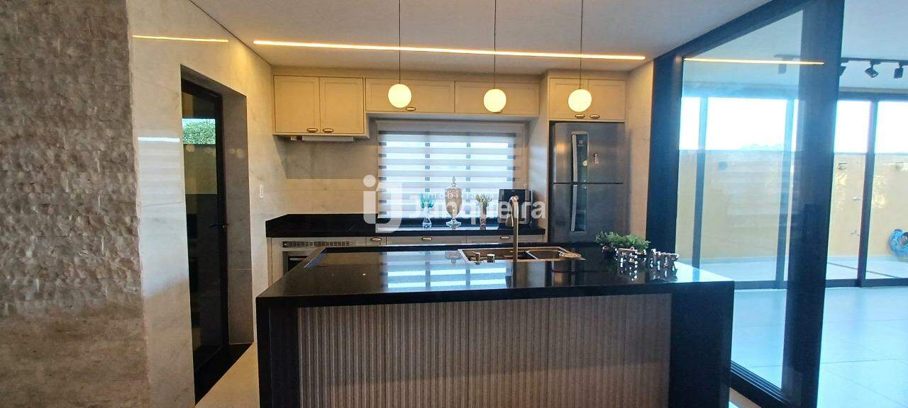 Casa em Condomínio à venda no Villa D’Itália ll, 2 quartos, sendo 2 suítes, 2 vagas, no bairro Nova Pompéia em Piracicaba - SP