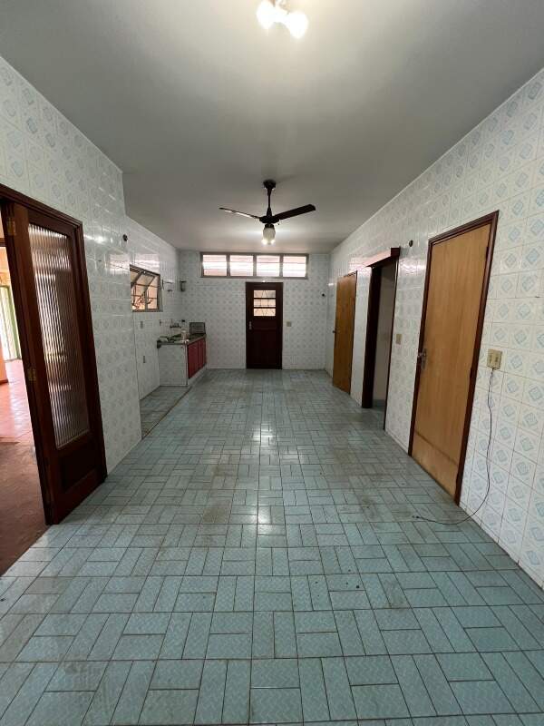 Casa Comercial para alugar, 2 quartos, 2 vagas, no bairro Centro em Rio das Pedras - SP