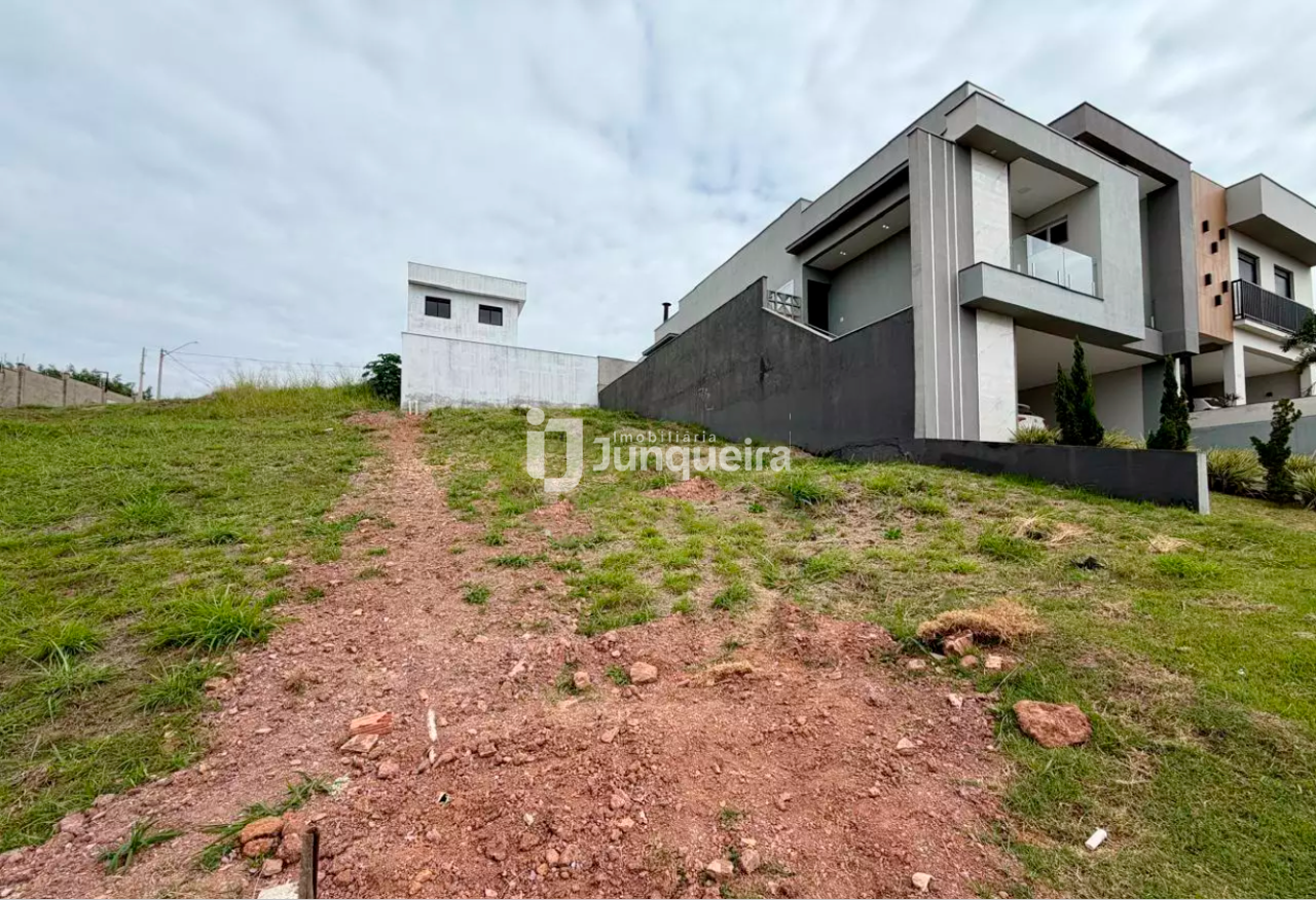 Terreno em Condomínio à venda no Soleil , no bairro Soleil em Piracicaba - SP