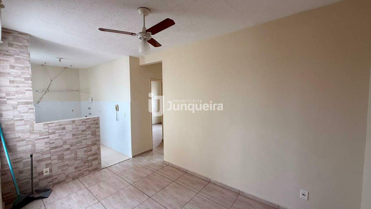 Apartamento para alugar no Clube Parque Paradiso, 2 quartos, 1 vaga, no bairro Santa Terezinha em Piracicaba - SP