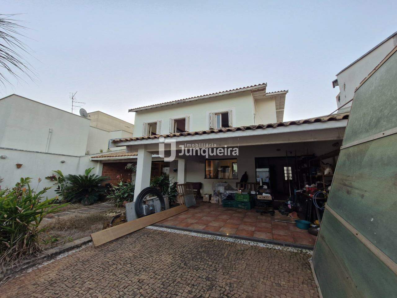 Casa em Condomínio à venda no Green Village, 3 quartos, sendo 1 suíte, 4 vagas, no bairro Dois Córregos em Piracicaba - SP