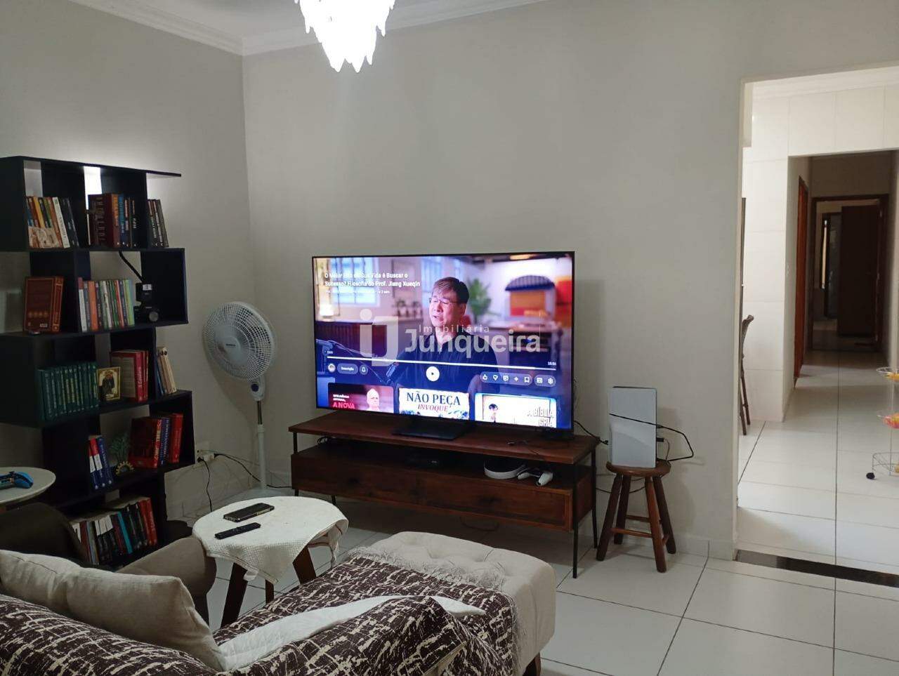 Casa à venda, 2 quartos, sendo 1 suíte, 2 vagas, no bairro Piracicamirim em Piracicaba - SP