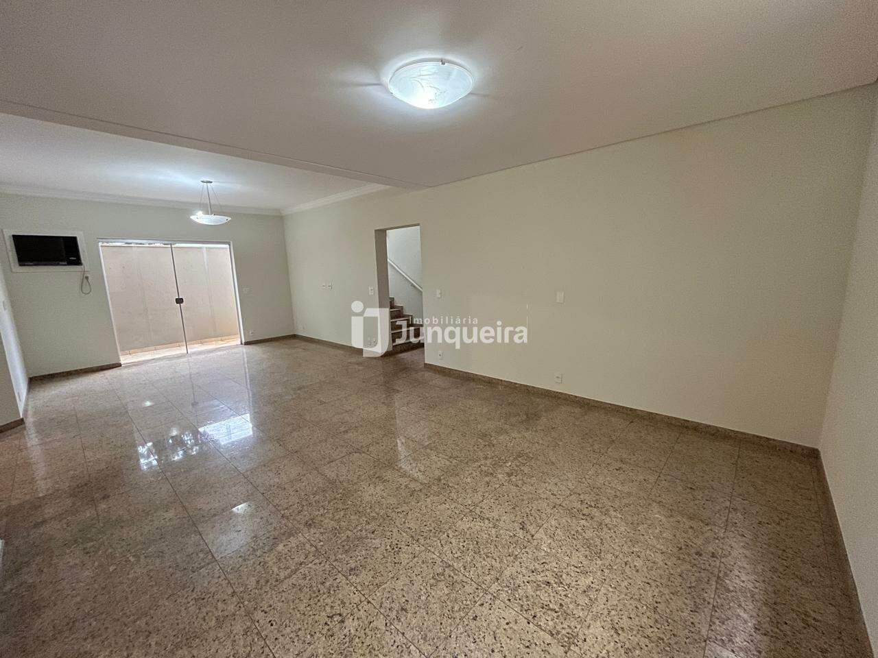 Casa em Condomínio para alugar no Terras de Piracicaba III , 3 quartos, sendo 3 suítes, 2 vagas, no bairro Terras de Piracicaba III em Piracicaba - SP