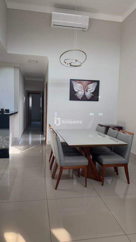 Casa em Condomínio à venda no Lazuli Club, 3 quartos, sendo 1 suíte, 2 vagas, no bairro Lazuli Club em Piracicaba - SP