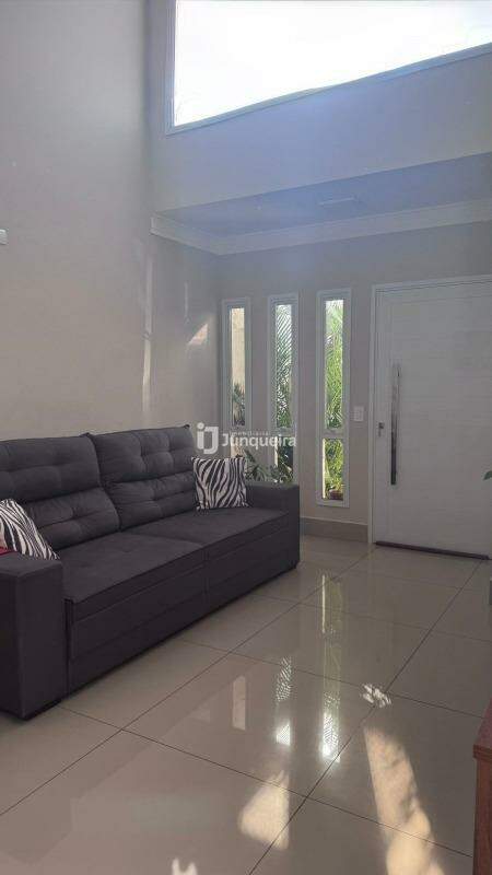 Casa em Condomínio à venda no Lazuli Club, 3 quartos, sendo 1 suíte, 2 vagas, no bairro Lazuli Club em Piracicaba - SP