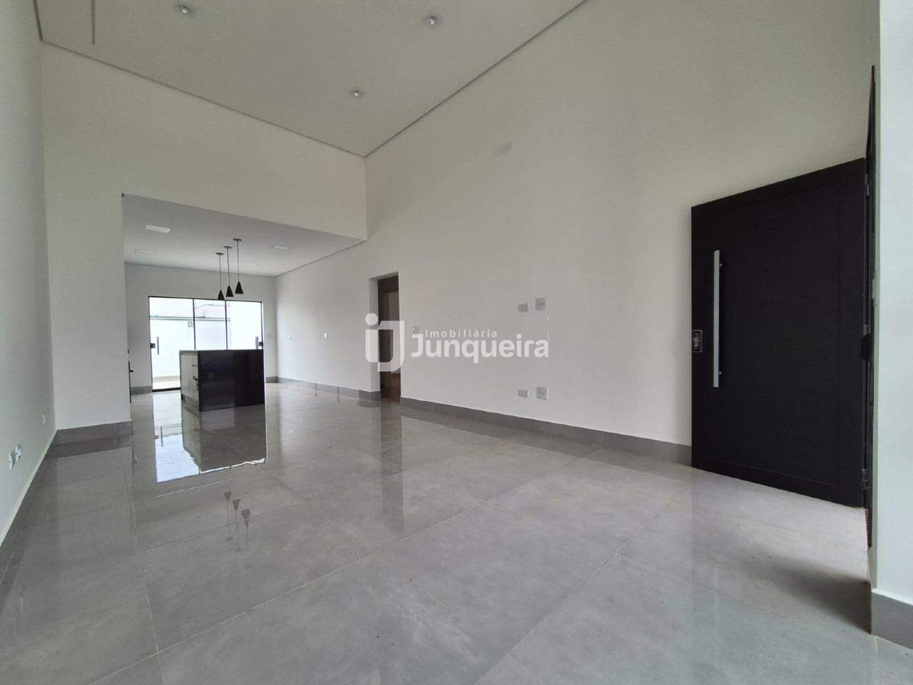 Casa em Condomínio à venda no Park Unimep Taquaral, 3 quartos, sendo 1 suíte, 4 vagas, no bairro Taquaral em Piracicaba - SP