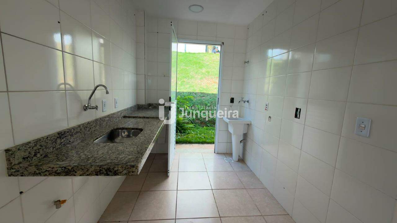 Casa em Condomínio à venda no Villagio Girassol, 2 quartos, 1 vaga, no bairro Parque Residencial Piracicaba em Piracicaba - SP
