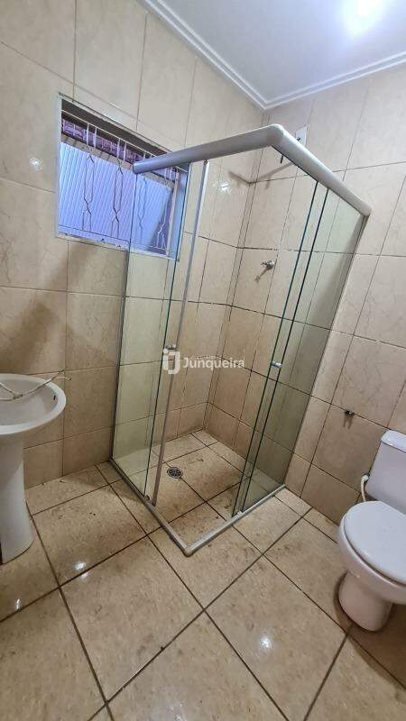 Casa à venda, 6 quartos, sendo 2 suítes, 3 vagas, no bairro Areião em Piracicaba - SP