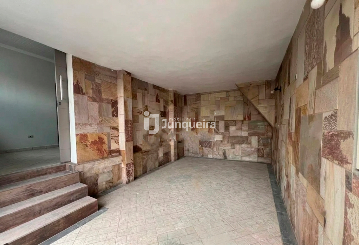 Casa para alugar, 3 quartos, 1 vaga, no bairro São Dimas em Piracicaba - SP