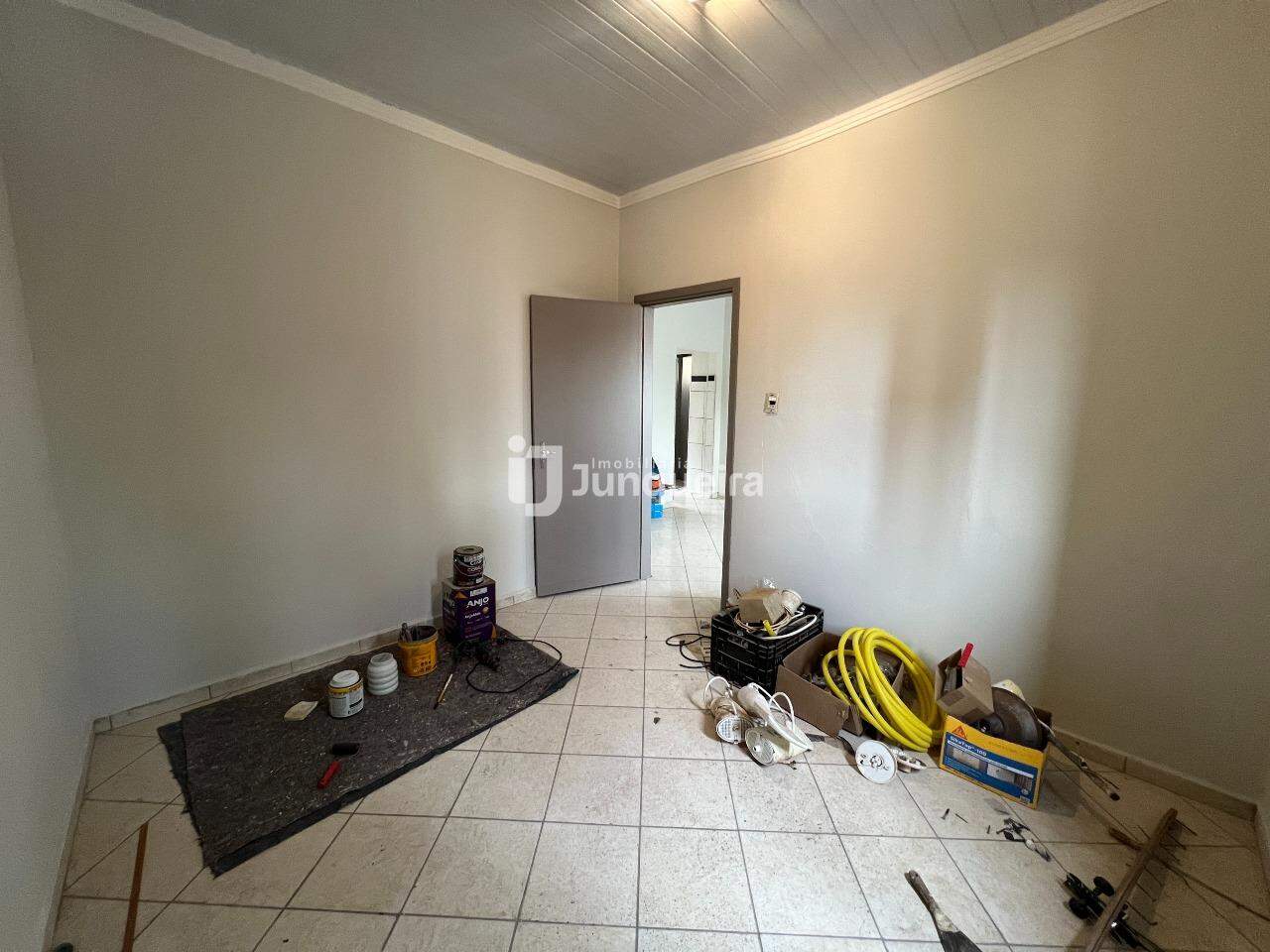Casa para alugar, 3 quartos, 1 vaga, no bairro São Dimas em Piracicaba - SP