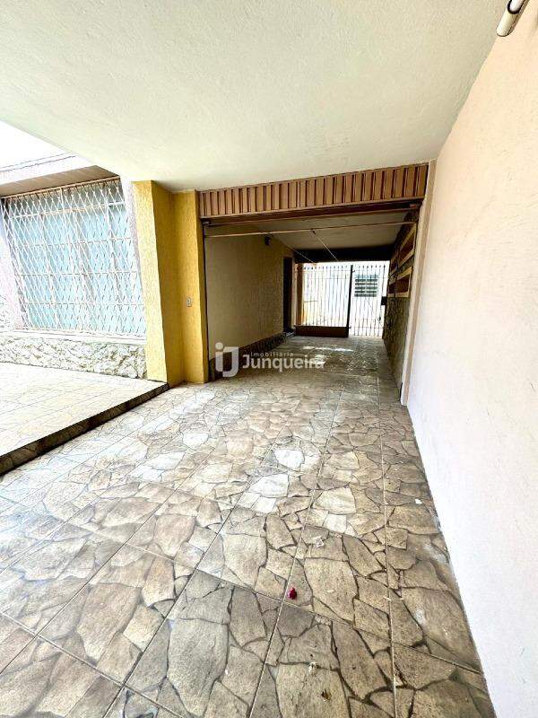 Casa para alugar, 3 quartos, sendo 1 suíte, 6 vagas, no bairro Centro em Piracicaba - SP