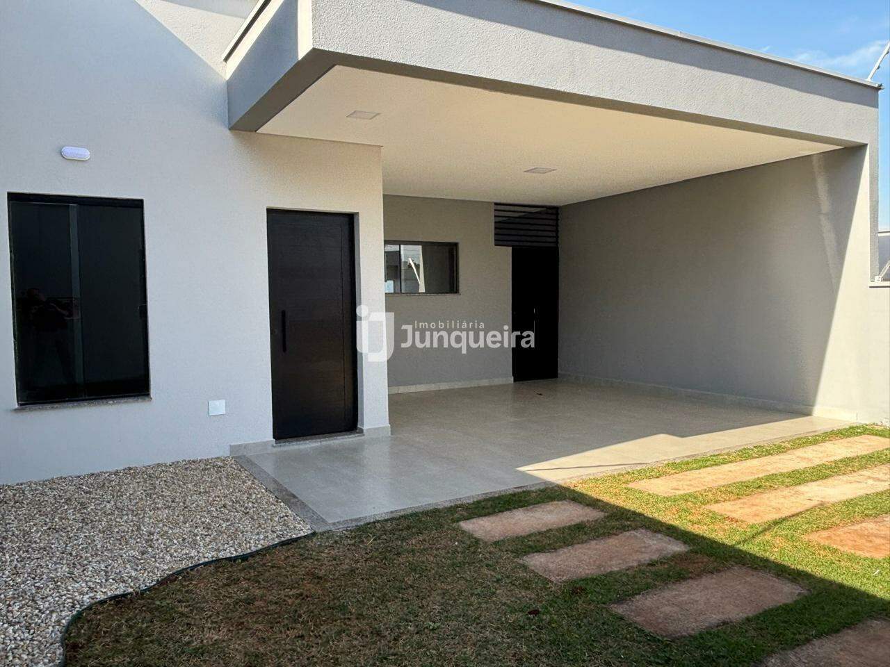 Casa à venda, 3 quartos, sendo 1 suíte, 2 vagas, no bairro Jardim São Francisco em Piracicaba - SP