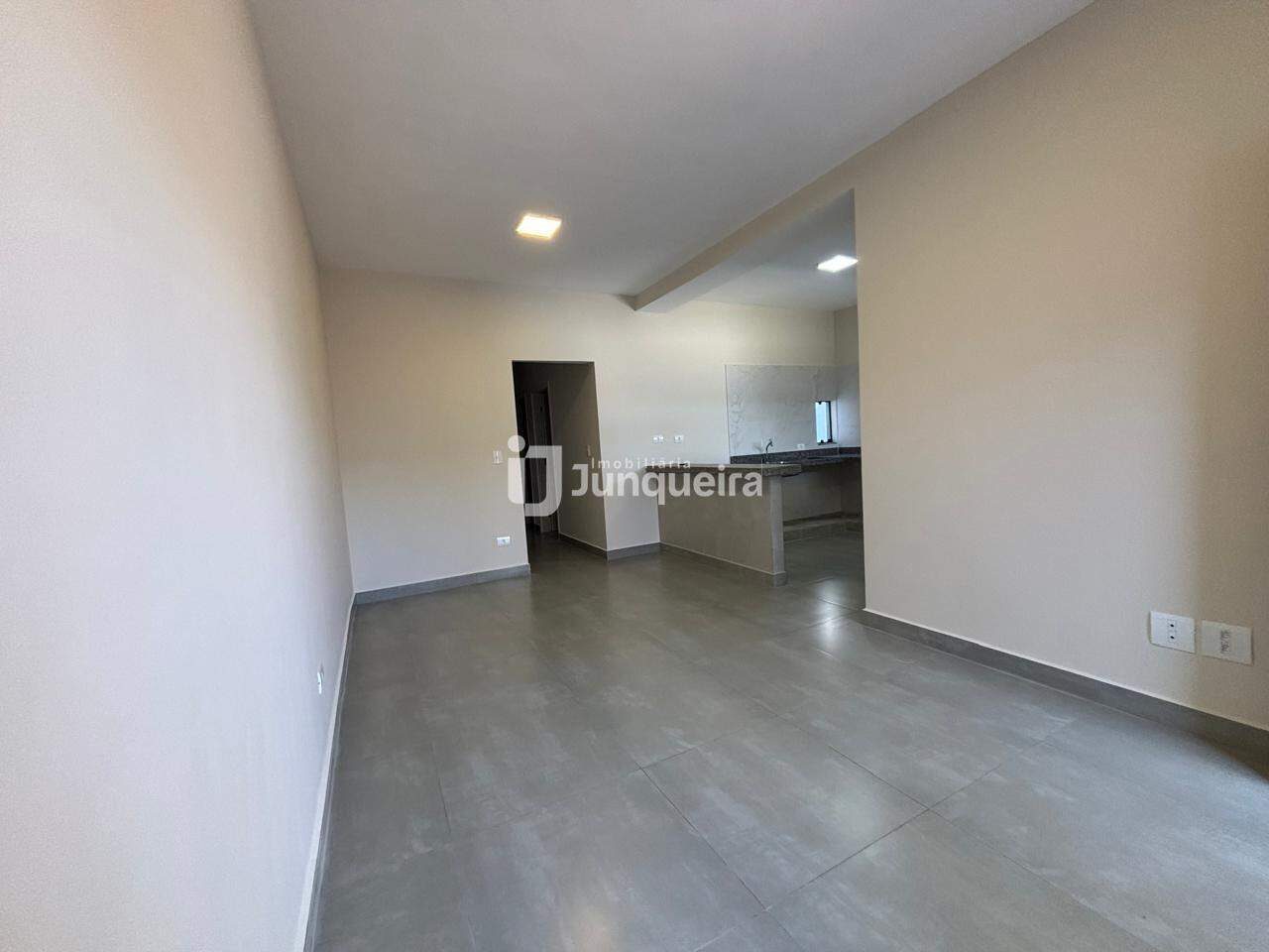 Casa à venda, 3 quartos, sendo 1 suíte, 2 vagas, no bairro Jardim São Francisco em Piracicaba - SP
