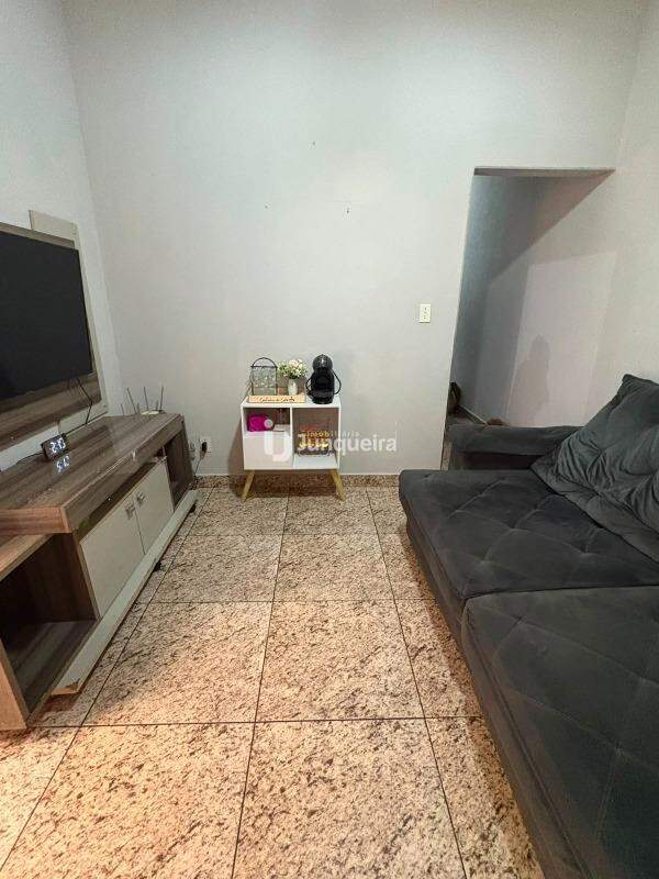 Casa à venda, 3 quartos, 1 vaga, no bairro Jardim São Cristóvão II em Rio das Pedras - SP