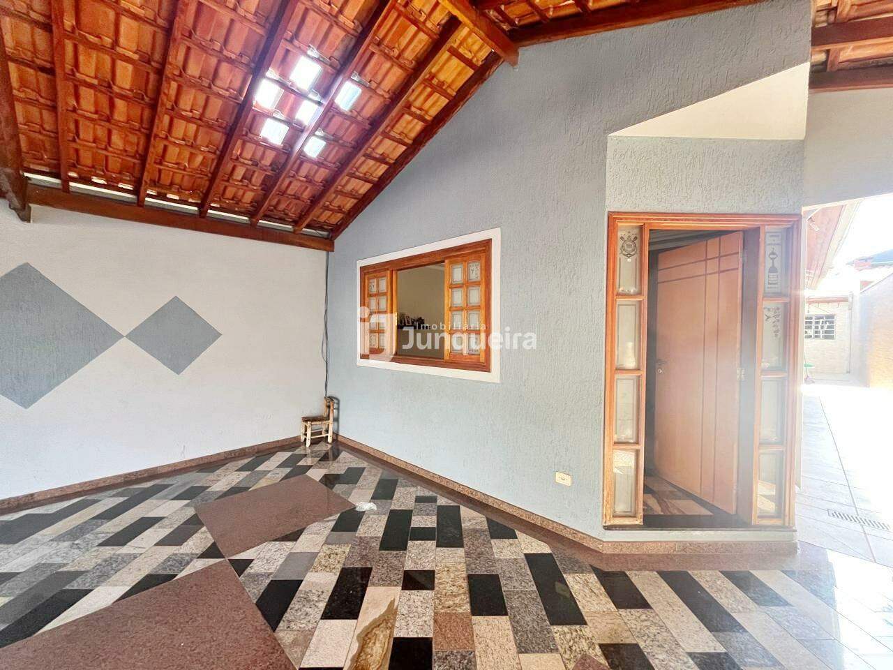 Casa à venda, 2 quartos, 2 vagas, no bairro Conjunto Residencial Mário Dedini em Piracicaba - SP