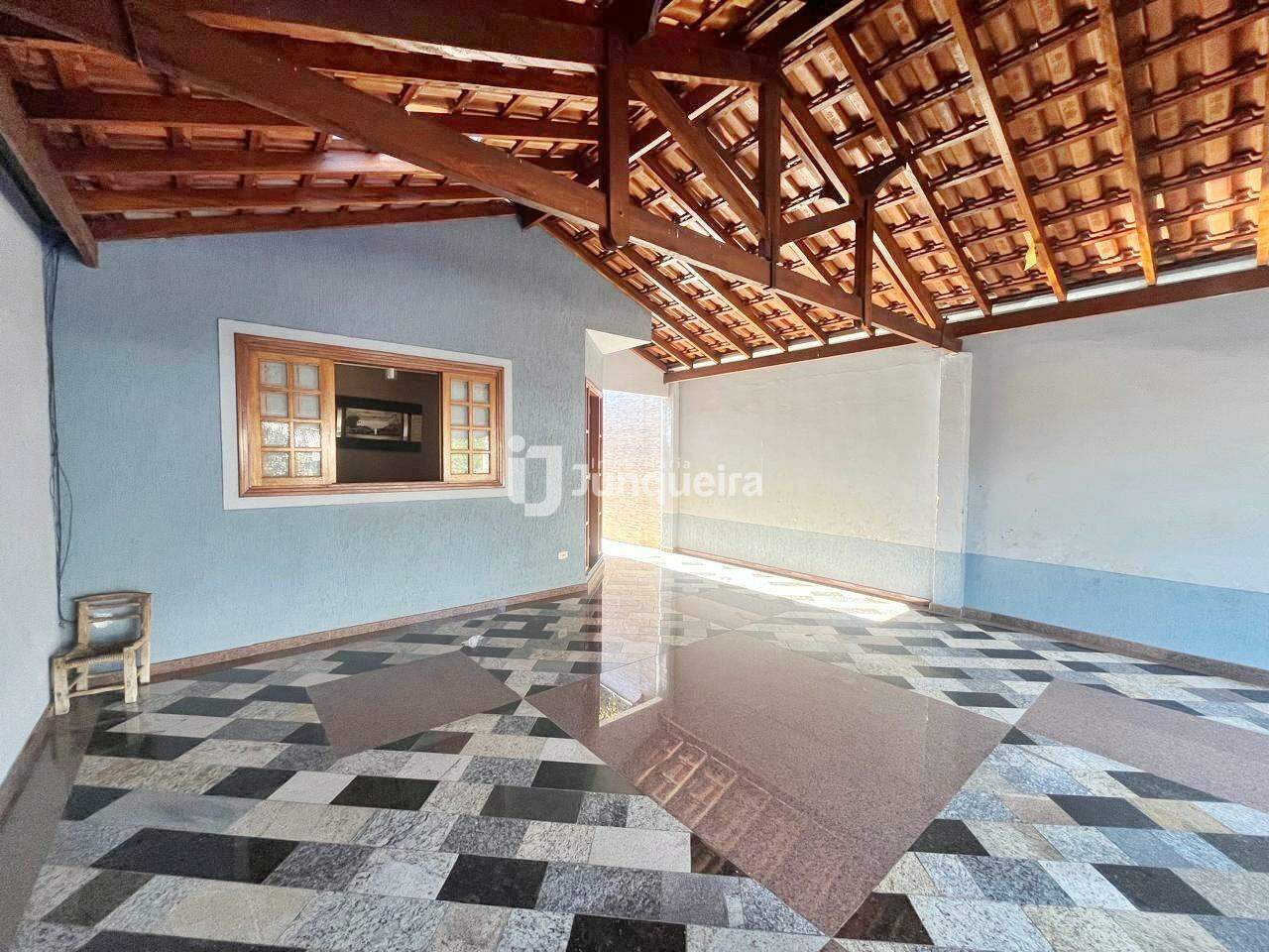 Casa à venda, 2 quartos, 2 vagas, no bairro Conjunto Residencial Mário Dedini em Piracicaba - SP
