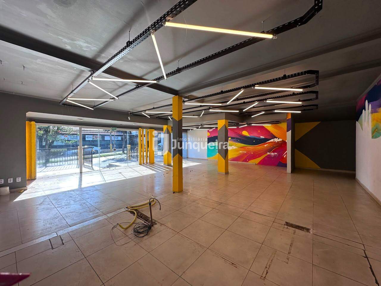 Casa Comercial à venda, no bairro Cidade Jardim em Piracicaba - SP