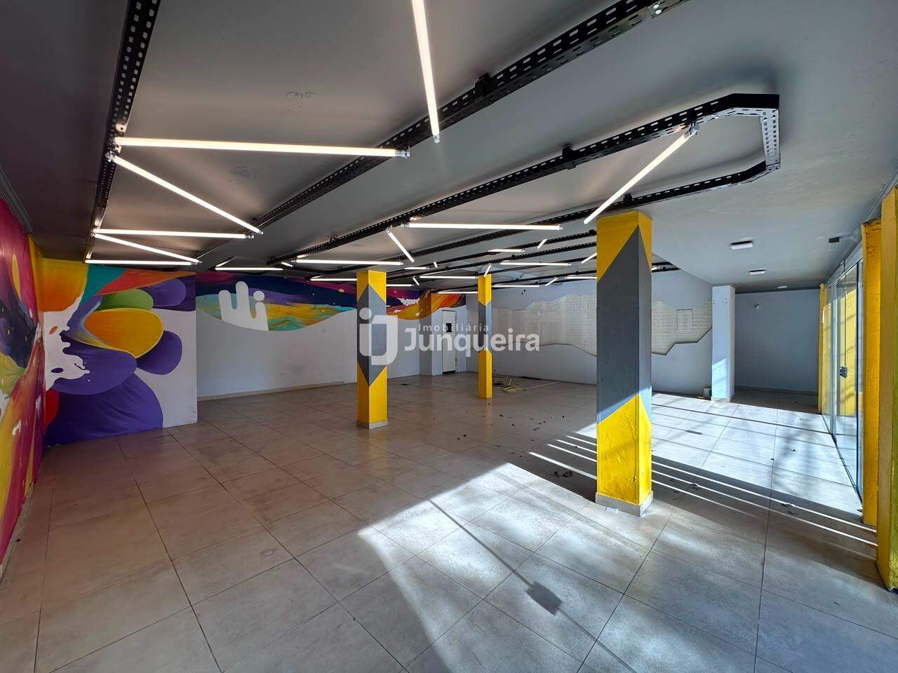 Casa Comercial à venda, no bairro Cidade Jardim em Piracicaba - SP