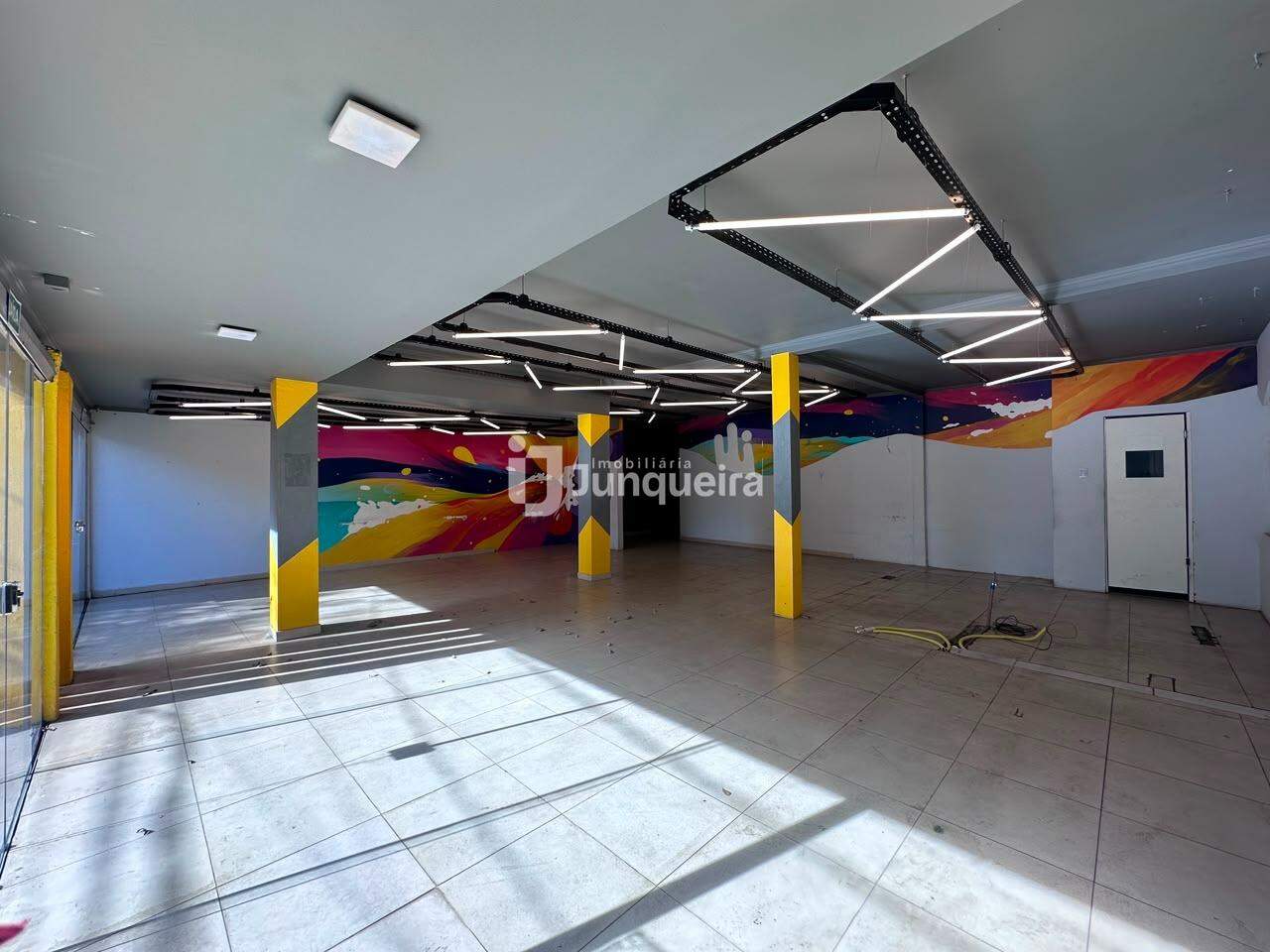 Casa Comercial à venda, no bairro Cidade Jardim em Piracicaba - SP