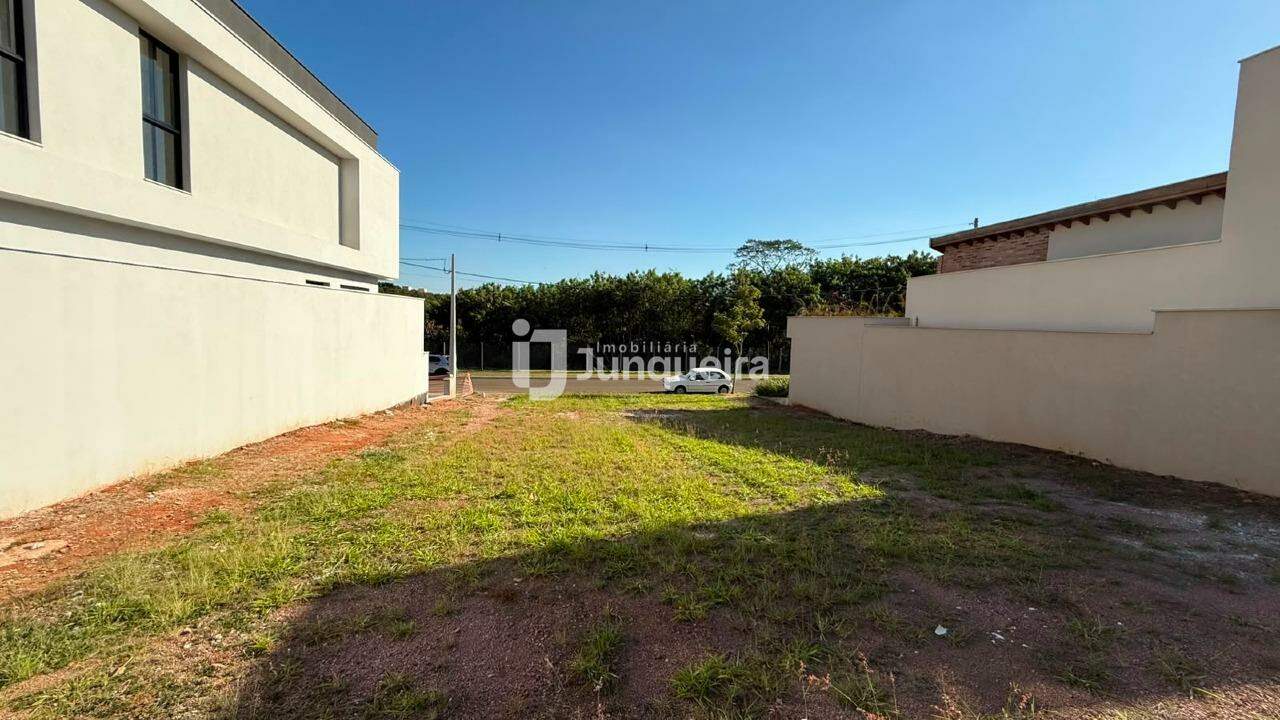 Terreno em Condomínio à venda no Damha II , no bairro Ondas em Piracicaba - SP