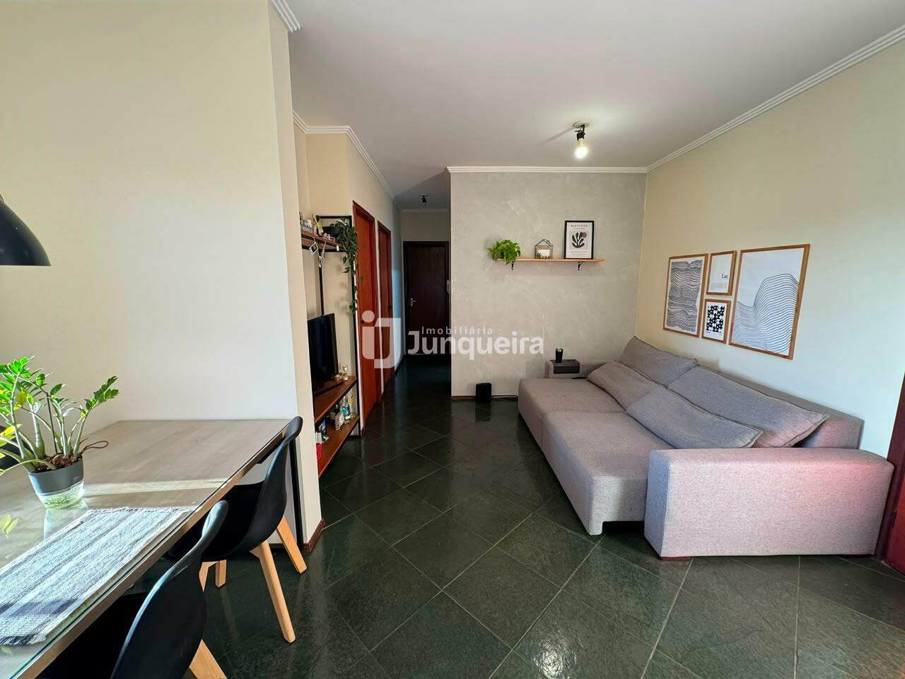 Apartamento à venda no Atlântida, 2 quartos, 1 vaga, no bairro Vila Independência em Piracicaba - SP