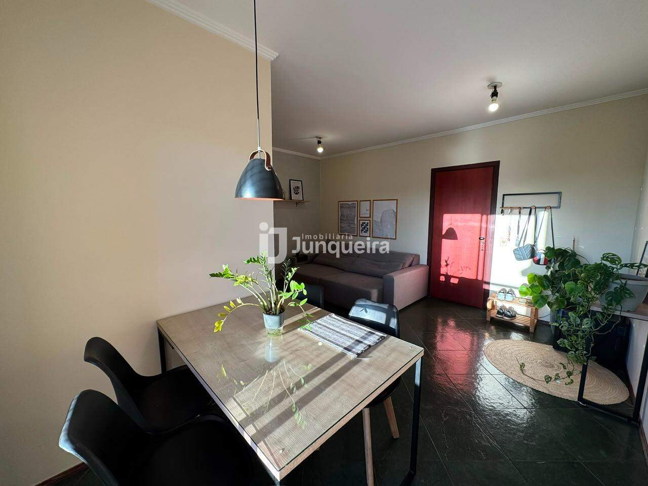 Apartamento à venda no Atlântida, 2 quartos, 1 vaga, no bairro Vila Independência em Piracicaba - SP