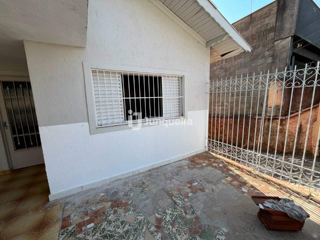 Casa para alugar, 3 quartos, 1 vaga, no bairro Jardim Glória em Piracicaba - SP