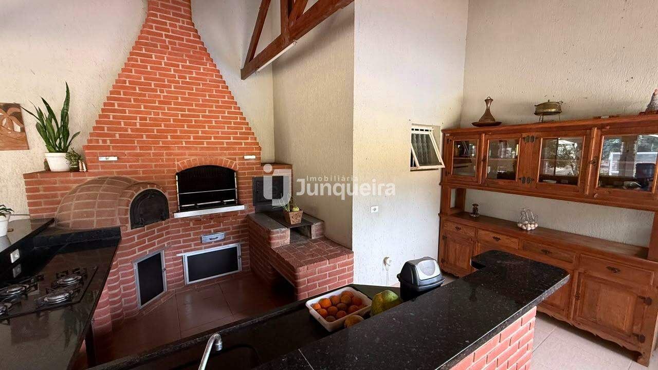 Chácara para alugar, 3 quartos, 4 vagas, no bairro Itaperu em Piracicaba - SP