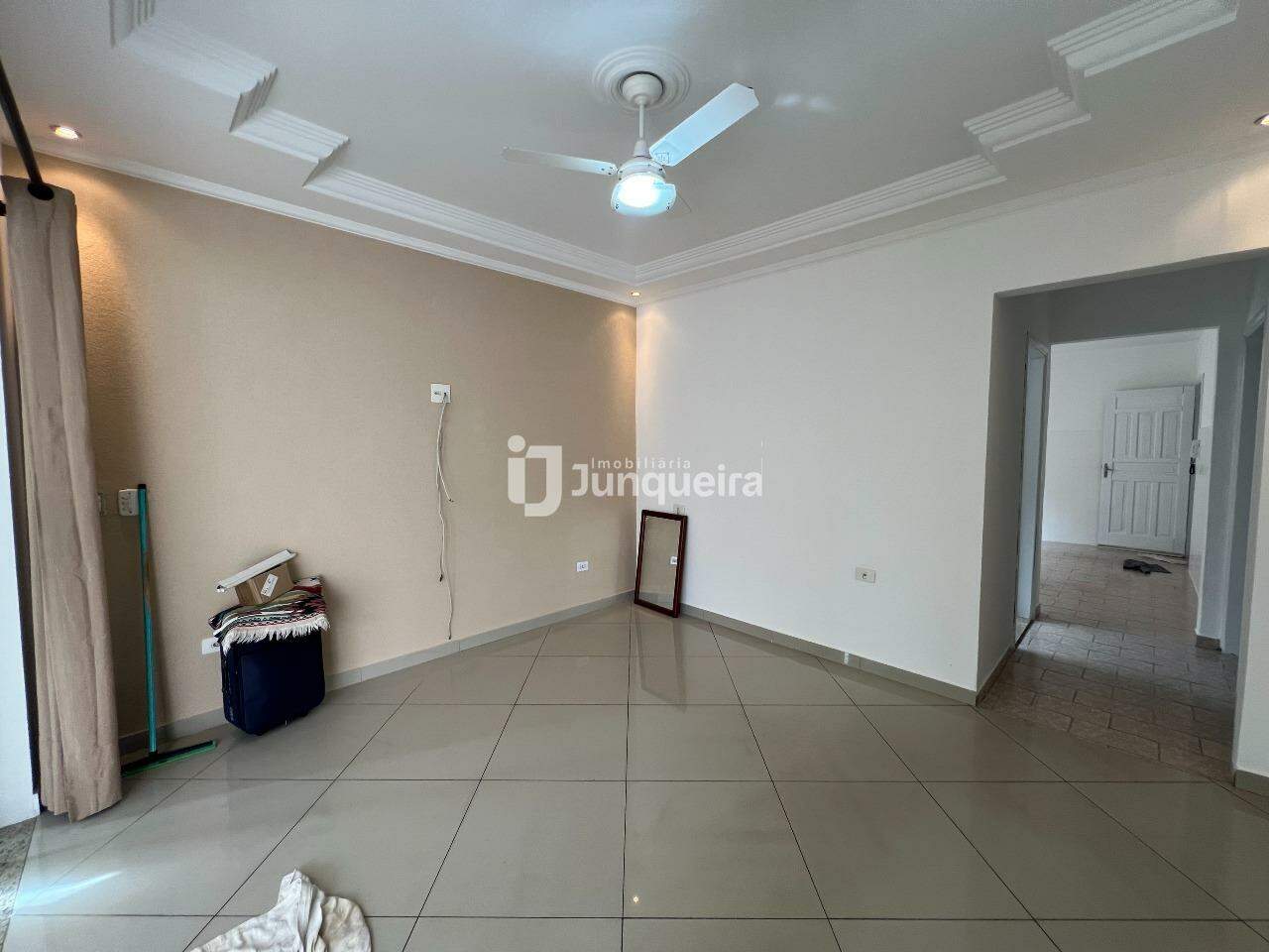 Casa para alugar, 2 quartos, 3 vagas, no bairro Jardim Esplanada em Piracicaba - SP