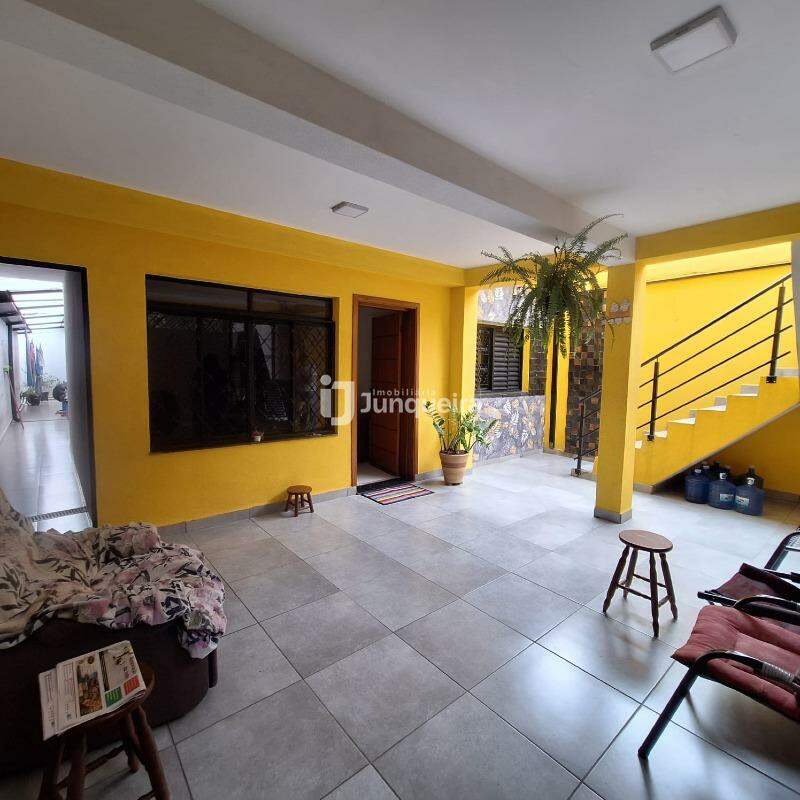 Casa à venda, 3 quartos, sendo 1 suíte, 2 vagas, no bairro Jardim Alvorada em Piracicaba - SP