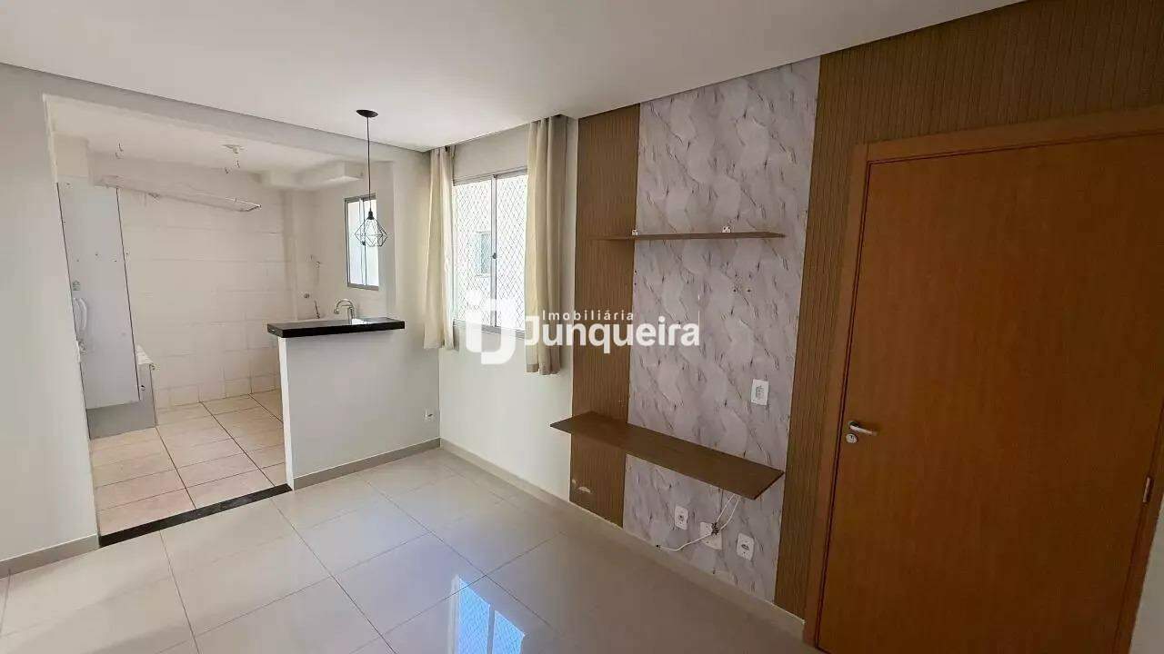 Apartamento à venda no Piazza Bellini, 2 quartos, 1 vaga, no bairro Pompéia em Piracicaba - SP