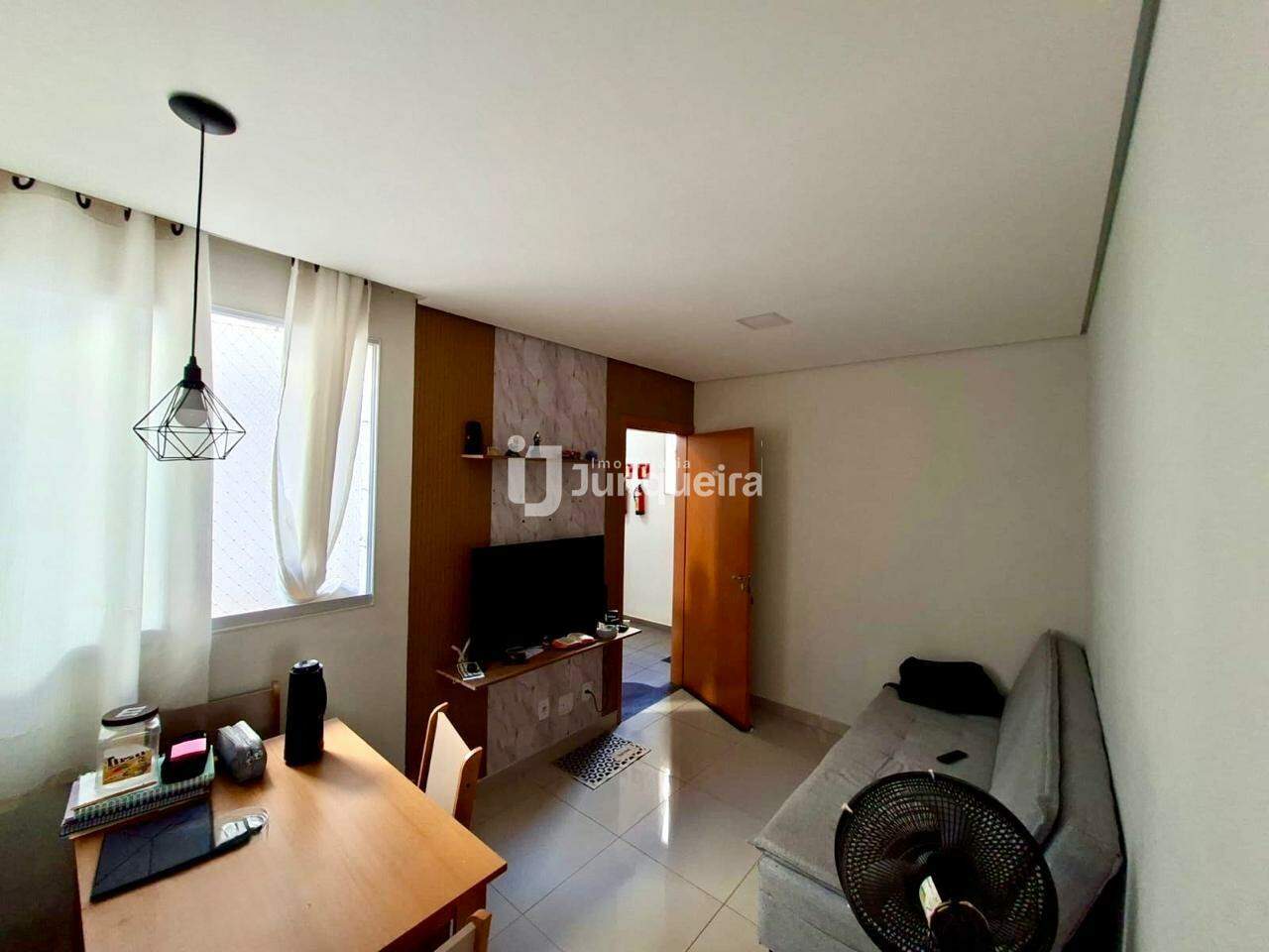 Apartamento à venda no Piazza Bellini, 2 quartos, 1 vaga, no bairro Pompéia em Piracicaba - SP