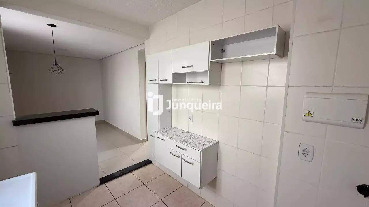 Apartamento à venda no Piazza Bellini, 2 quartos, 1 vaga, no bairro Pompéia em Piracicaba - SP