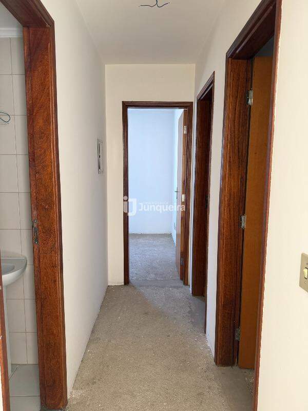 Apartamento à venda no Parque das águas, 3 quartos, sendo 1 suíte, 1 vaga, no bairro Jardim Caxambu em Piracicaba - SP