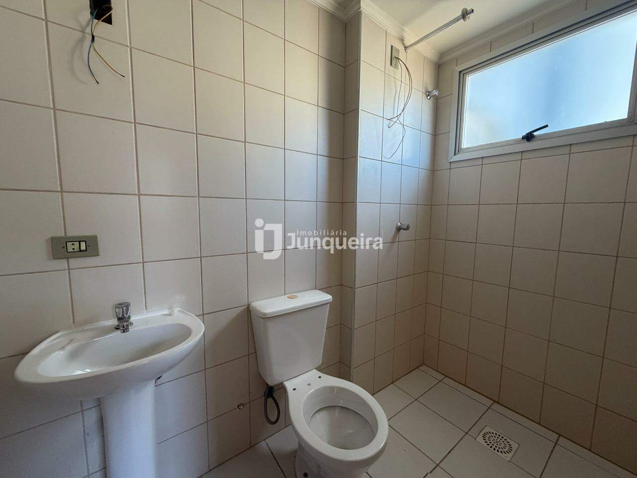 Apartamento à venda no Parque das águas, 3 quartos, sendo 1 suíte, 1 vaga, no bairro Jardim Caxambu em Piracicaba - SP