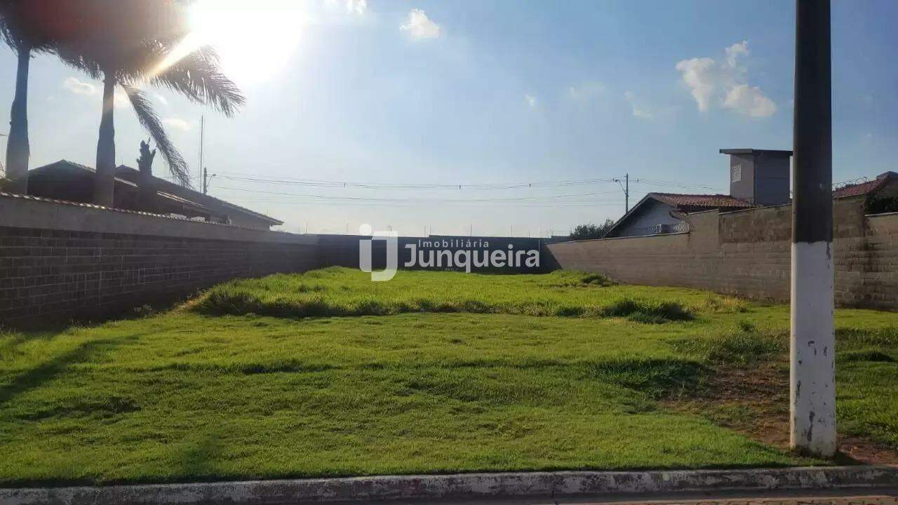 Terreno em Condomínio à venda no Vivenda do Sol, no bairro Residencial Vivenda do Sol em Rio das Pedras - SP