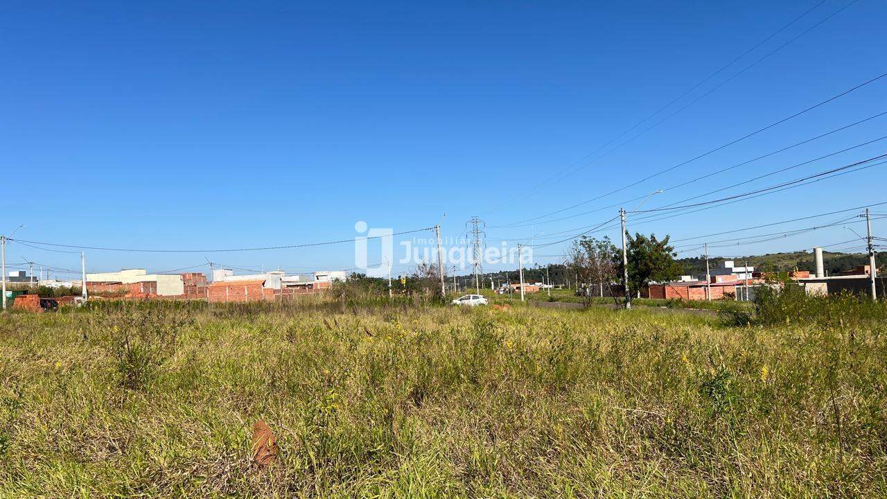 Terreno à venda, no bairro Conquista em Piracicaba - SP