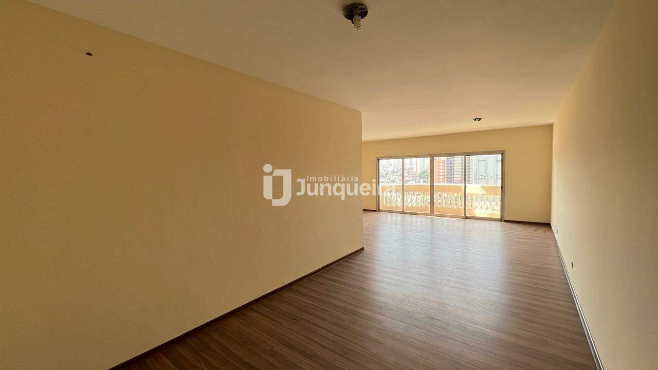 Apartamento à venda no Edifício Jorge César Vargas, 3 quartos, sendo 1 suíte, 1 vaga, no bairro Centro em Piracicaba - SP