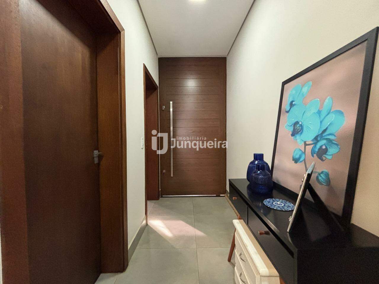 Casa em Condomínio à venda no Alphaville Piracicaba, 3 quartos, sendo 3 suítes, 4 vagas, no bairro Alphaville Piracicaba em Piracicaba - SP