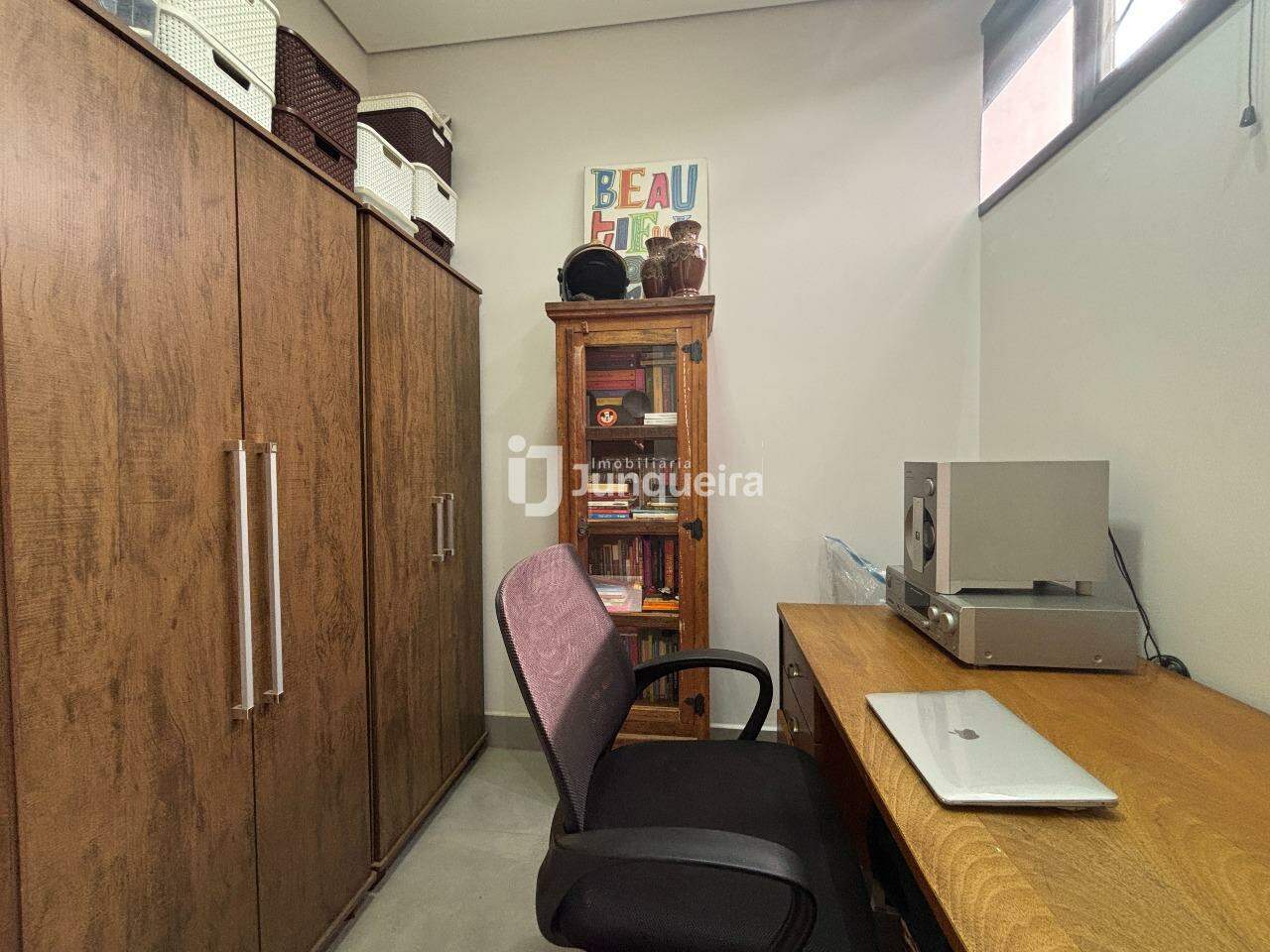 Casa em Condomínio à venda no Alphaville Piracicaba, 3 quartos, sendo 3 suítes, 4 vagas, no bairro Alphaville Piracicaba em Piracicaba - SP